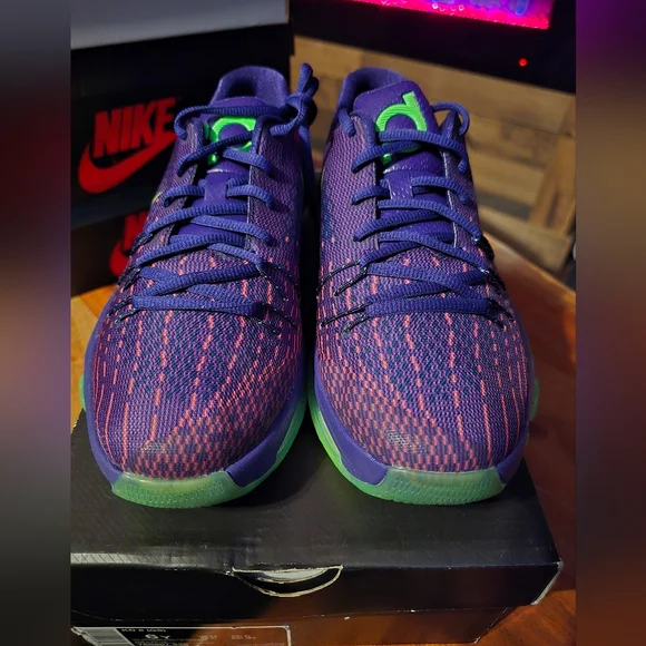 Nike KD 8 "Suit" - Picture 2 of 9